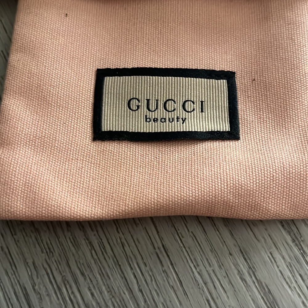 NWOT Gucci Sleep Mask - Picture 2 of 6